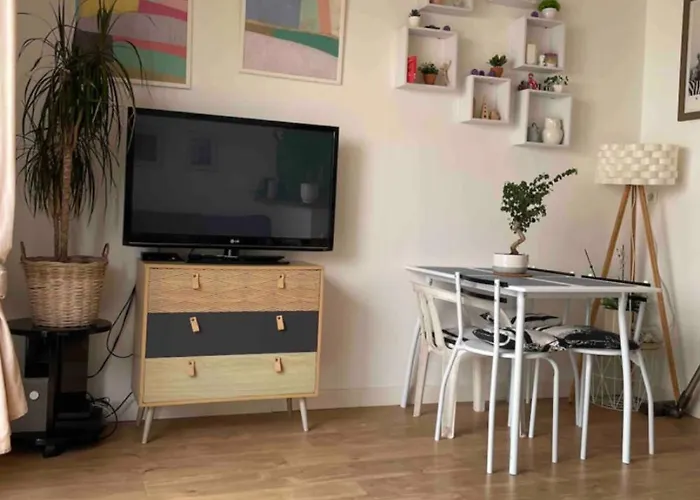 Charmante Maison De Avec Terasse Intime Holiday home